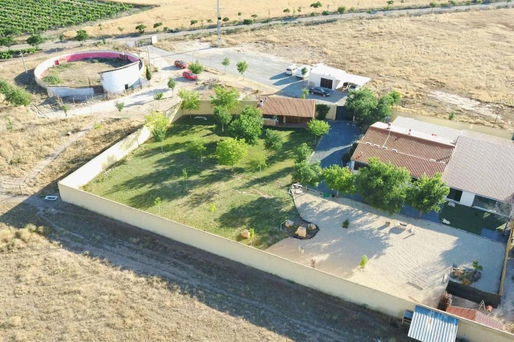 Finca La Caprichosa De Dancos Lillo Luaran gambar